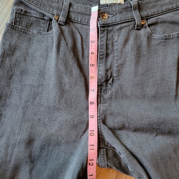 L L. Bean Classic Fit Straight Leg Black Denim Jean Pants - Picture 6 of 7